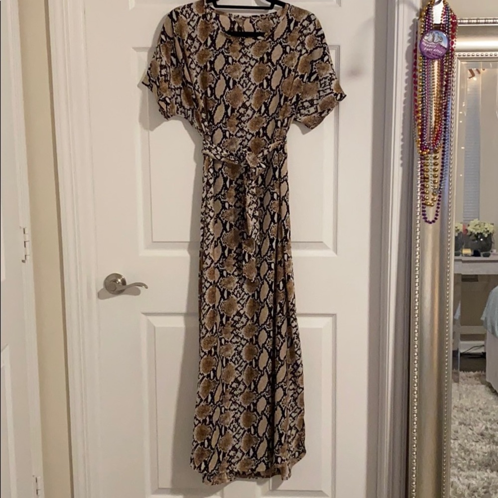 Long Snake print T-shirt dress with belt tie.